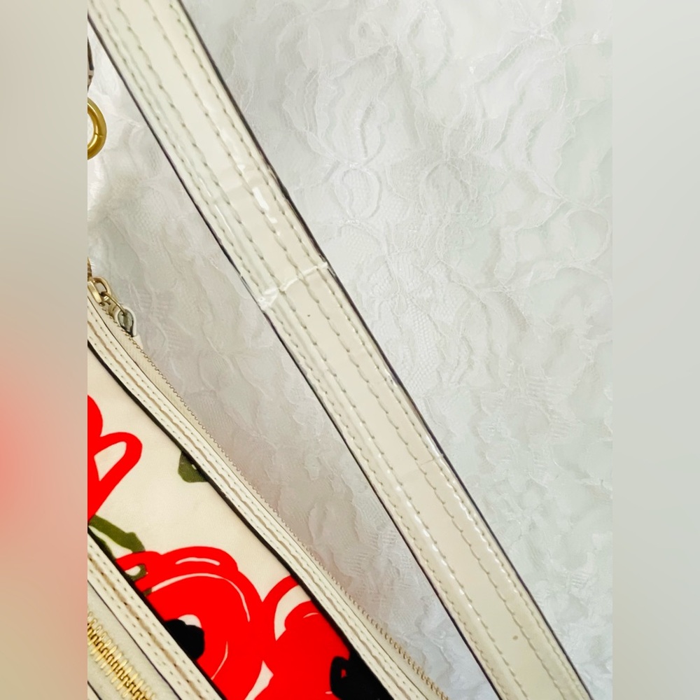 Coach 22440 poppy flowered red Stylish white and Green Women's Bag - Picture 9 of 11